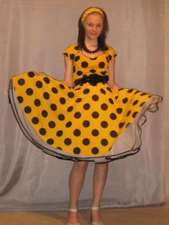 Платье желтое в большой черный горох № 565